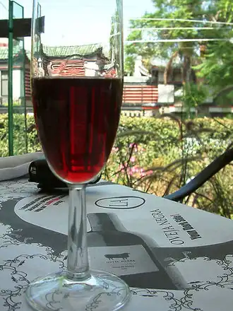 бокал вина «Фраголино»