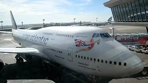 Cosmic Girl — изображение на борту G-VWOW (2006 год)