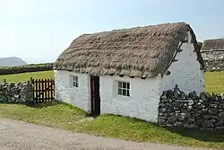 Один из коттеджей в деревне