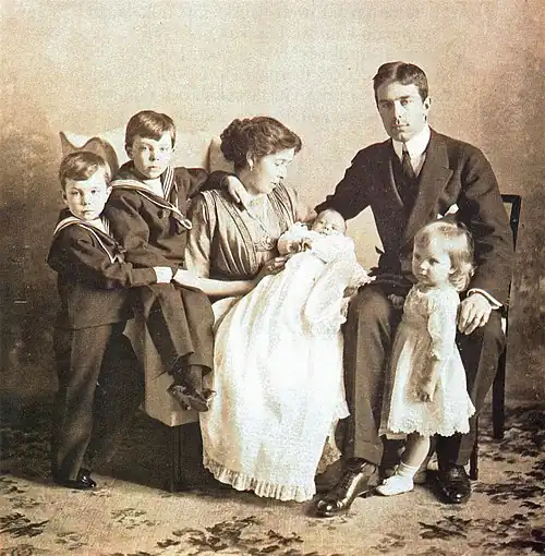 Наследный принц Густав Адольф с первой женой Маргаритой Коннаутской в 1912 году