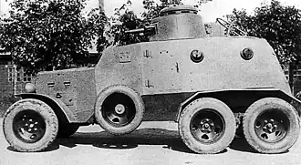 1-й опытный Д-13 с круглой башней и с пулеметной турелью