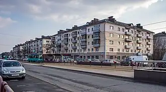 Долгобродская ул. в районе метро «Тракторный завод»