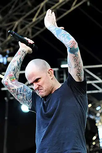 Эл Барр на концерте в 2010 году