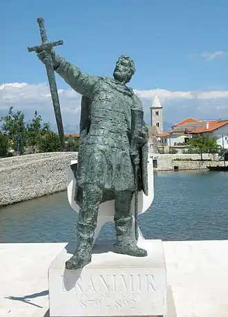 Памятник Бранимиру в городе Нин