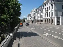 Нечётная сторона