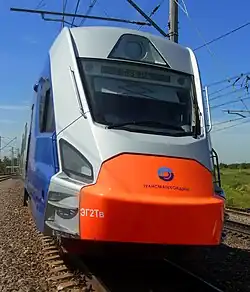 Лобовая часть ЭГ2Тв-001 «Иволга» с буферными фонарями встроенного типа (изначальная конструкция), вид справа