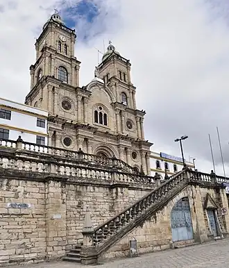 Фасад собора в Асогесе