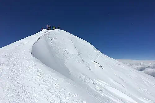 Западная вершина Эльбруса (5642 м)