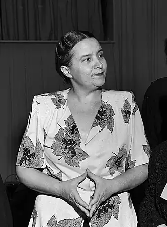 Е. А. Попова на второй сессии Комиссии по положению женщин ООН в 1948 году. Фотограф Кари Бергграв[англ.] (1911—1996)