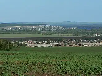 На холме при въезде в село