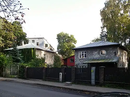 Дома № 9 и 11