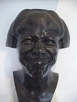 Тяжело раненый человек