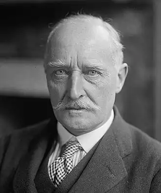 Эсме Говард в 1924 году