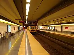 Южная платформа, вид на восток