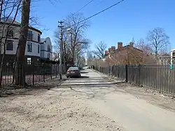 Вид от улицы Пугачёва в сторону Репищевой улицы