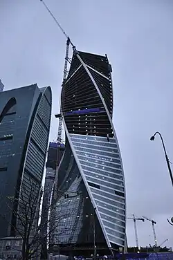 15 февраля 2014, возведены 54 этажа, идёт остекление