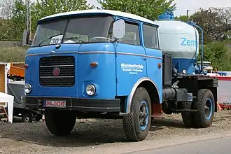 Škoda 706RT цементовоз