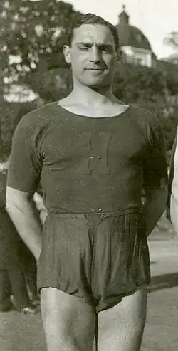 Фаусто Акке в 1919 году