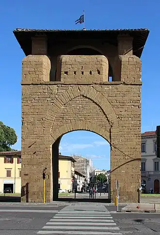 Ворота Прато во Флоренции