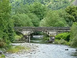 Мост через реку Гаронна