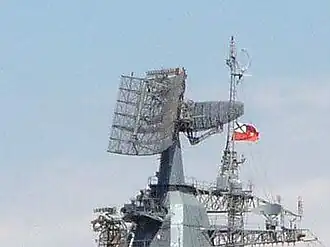 РЛС «Фрегат-М» на ракетном крейсере «Москва».