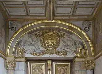 Скульптура павильона «Золотых ворот»