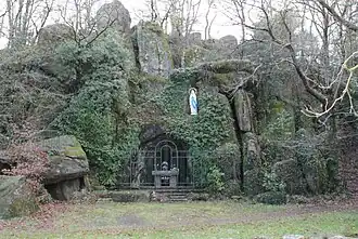 Реплика Лурдского грота в Кюгане