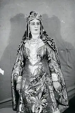 Мехинбану («Фархад и Ширин» С. Вургуна). Начало 1940-х