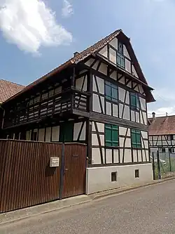 Старое здание