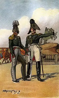 Генерал, состоящий по лёгкой кавалерии (походная форма; слева) и генерал Свиты Его Величества по квартирмейстерской части (парадная форма).