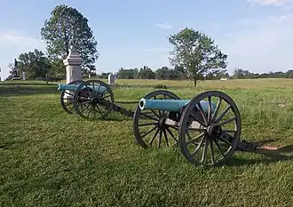 Мемориальные орудия батареи В на поле боя при Геттисберге