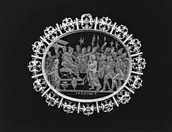 Плакета «Христос перед Пилатом». 1547. Горный хрусталь, золотая оправа с эмалью, жемчугами и рубинами. Художественный музей Уолтерса, Балтимор, США