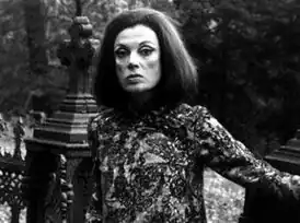 В фильме «Ночь тёмных теней» (1971)