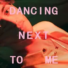 Обложка сингла Грейсона Ченса «Dancing Next To Me» (2020)
