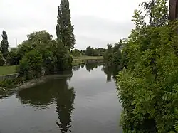 Река Самбра в Отмоне