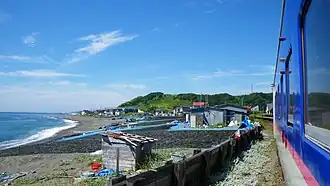 Вид из поезда на линии Хидака