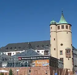 Новый корпус и башня