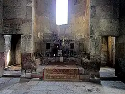 Алтарь церкви