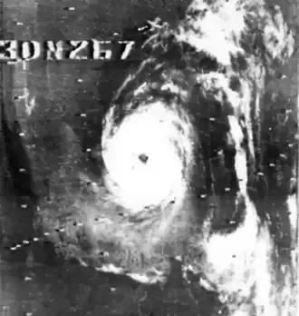 Ураган Инес незадолго до пика интенсивности к востоку от Никарагуа рано утром 3 ноября.