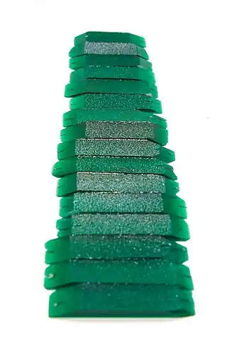 Кристаллы изумруда