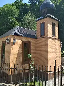 Придорожная мечеть по дороге в Ахкинчу-Барзой