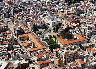 Городская застройка вокруг замка