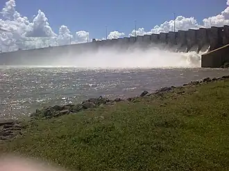 Водосброс гидроэлектростанции
ГЭС Илья-Солтейра