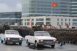 Военные кабриолеты ГАЗ-3102 на параде во Владивостоке