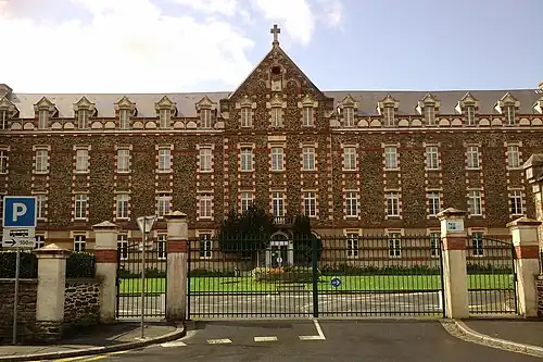 Институт Сен-Ло в Аньо