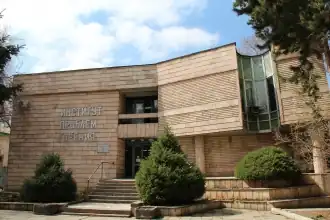 Здания института проблем горения