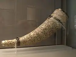 Рог XI века из коллекции художника. Лувр.