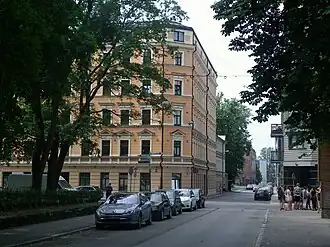 Вид на перекрёсток с ул. Католю