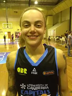 Джазмон Гватми в игре за «Канберра Кэпиталз» (2 декабря 2016 года)