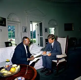 Президент США Джон Кеннеди и Берхану Денке